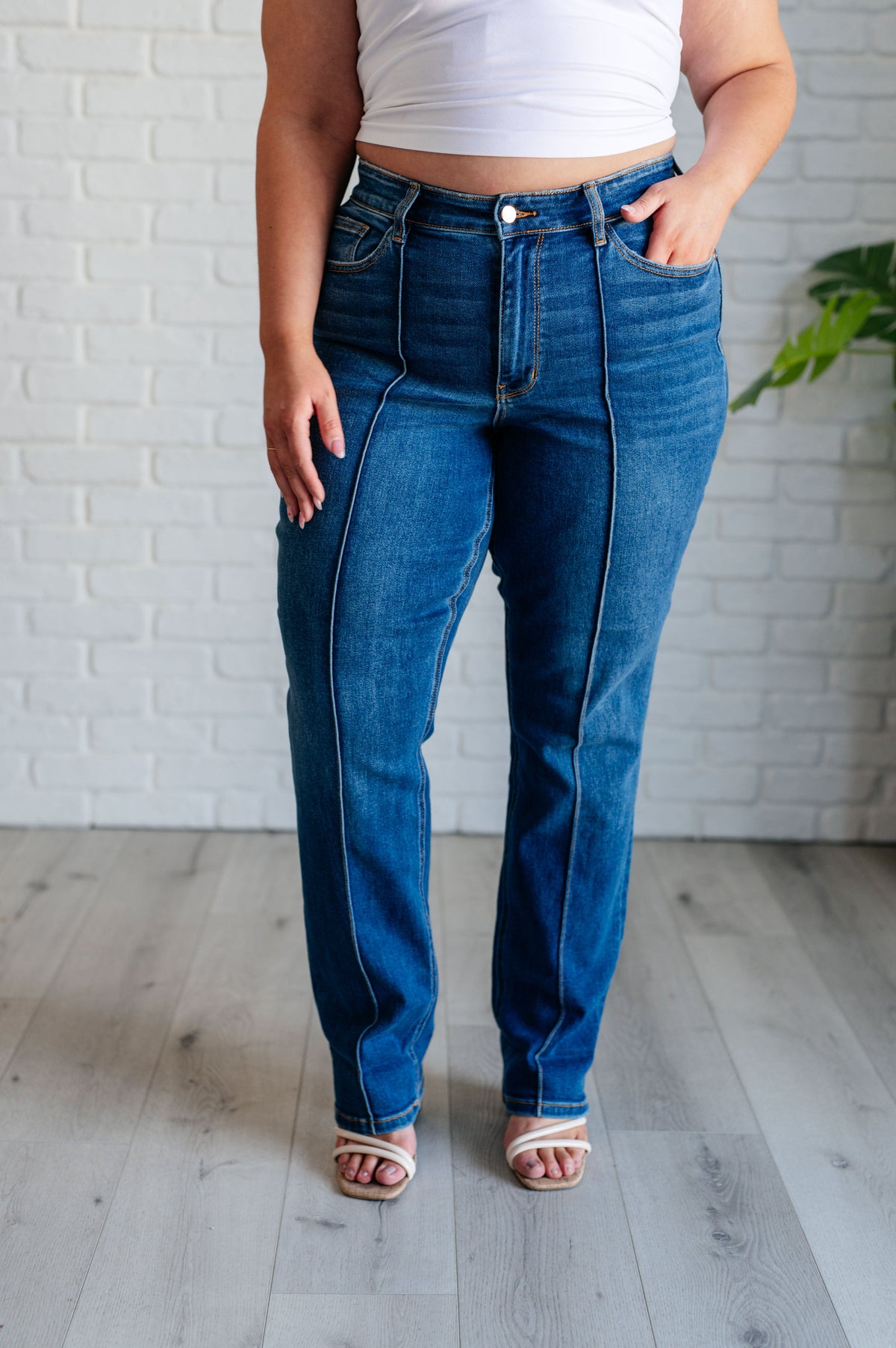 Judy Blue Campbell High Rise Center Seam Detail Straight Jeans