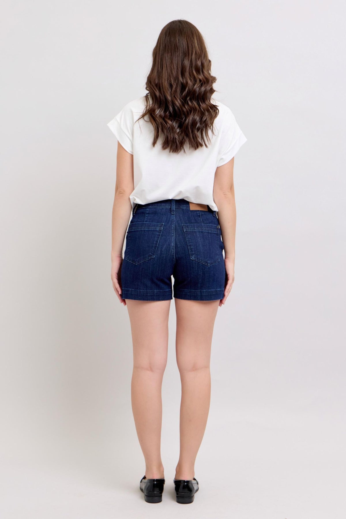 Judy Blue Tailored dark wash short