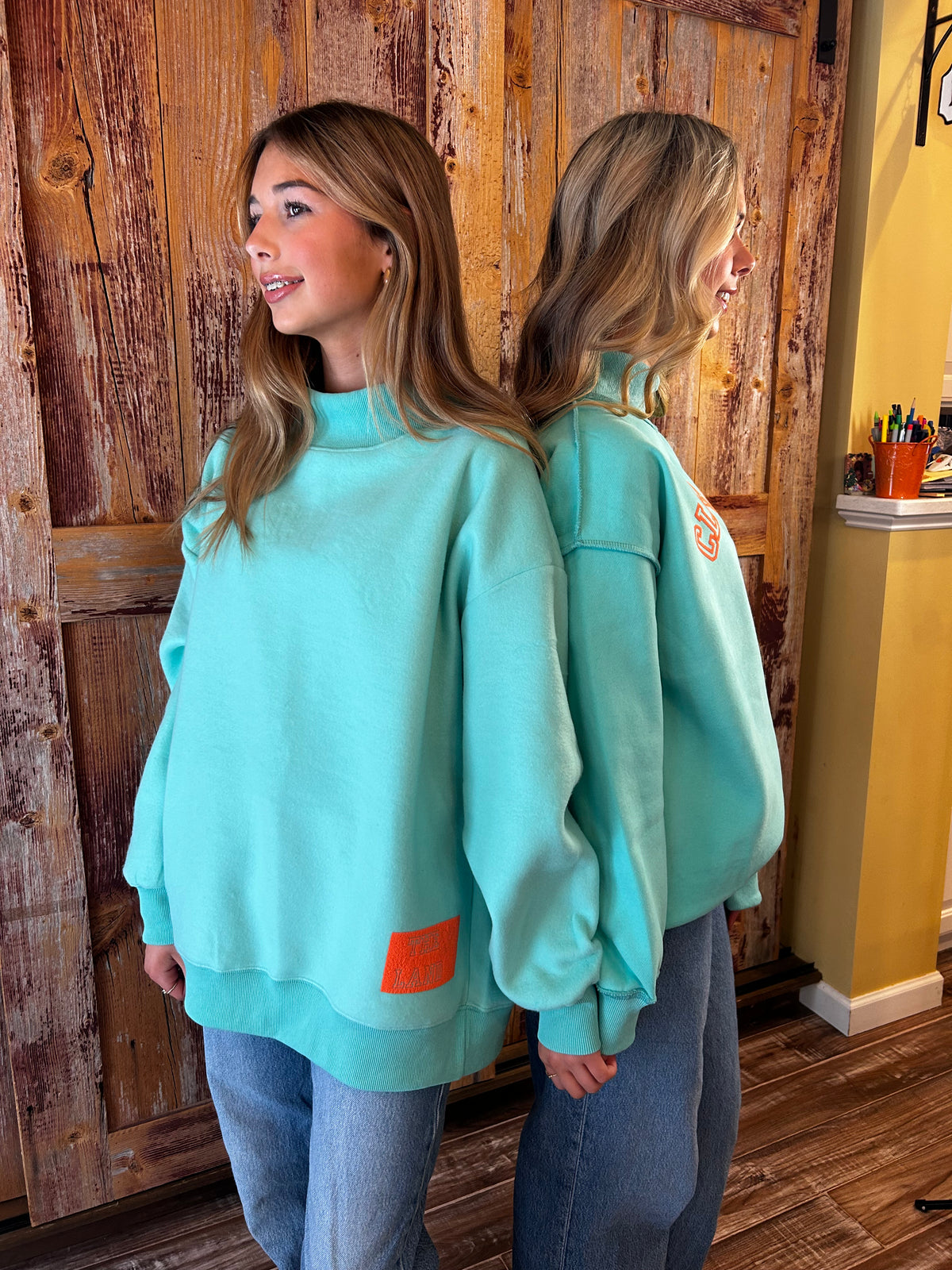 Reversible Spring Mock Necks CLEVELAND/The Land