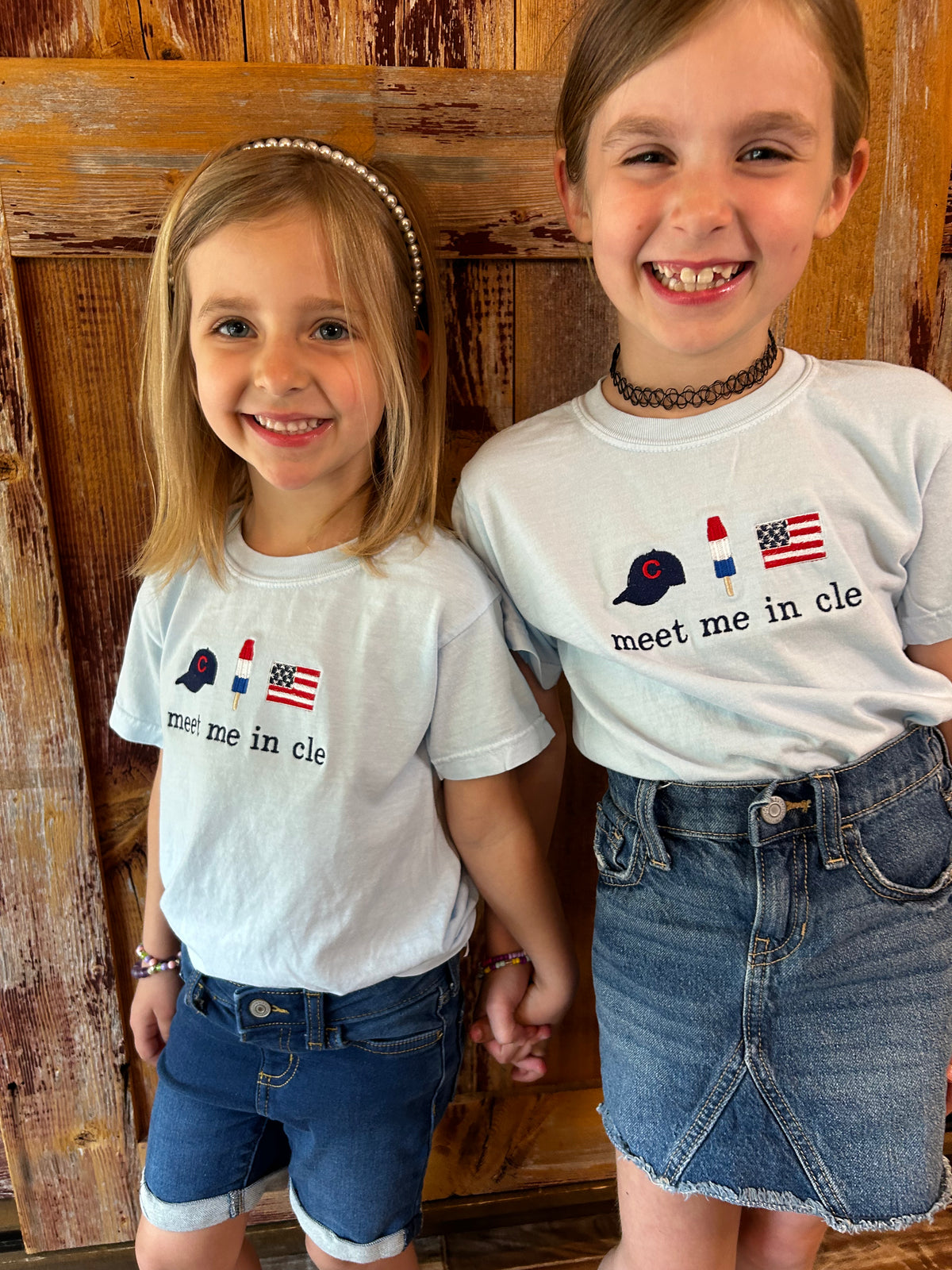"Meet me in cle" kids t-shirt