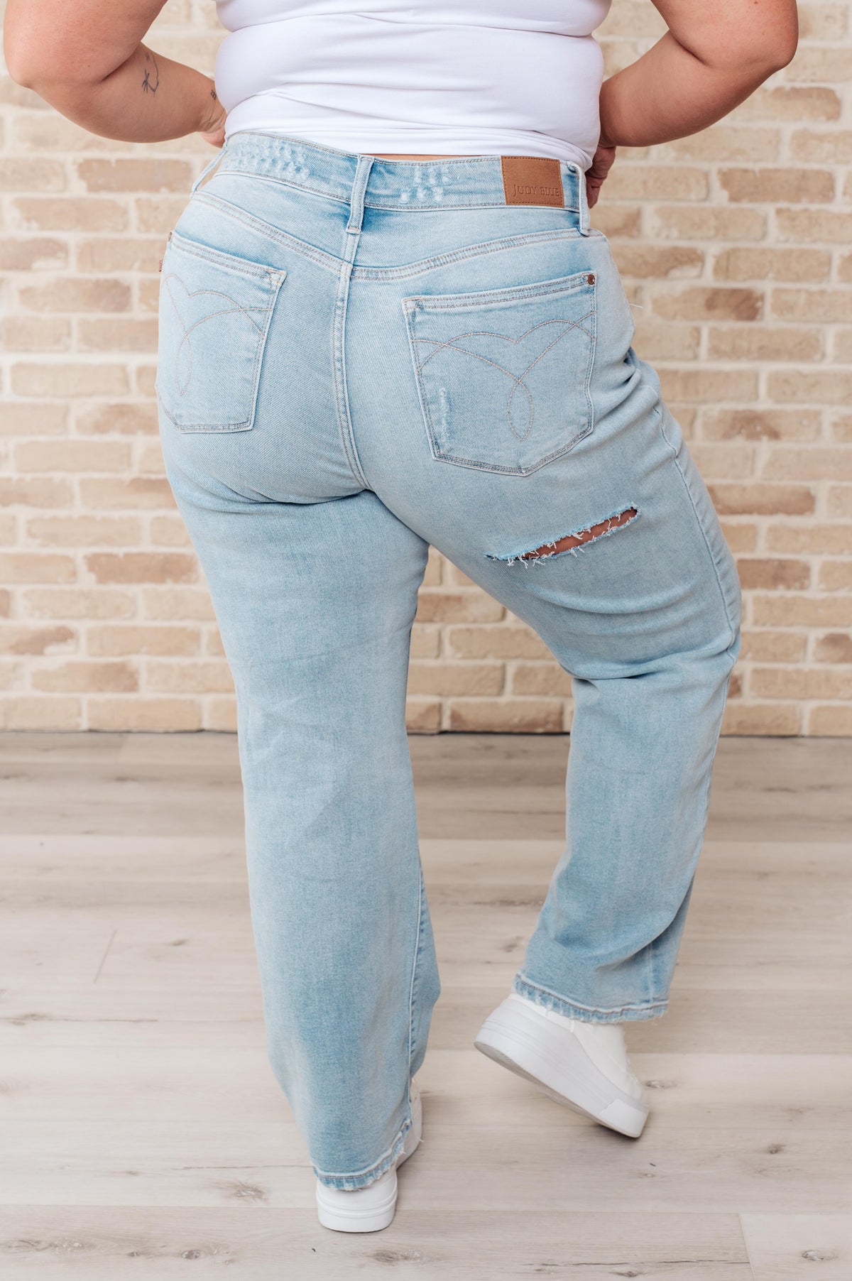 Judy Blue Parker High Rise 90&#39;s Straight Jeans