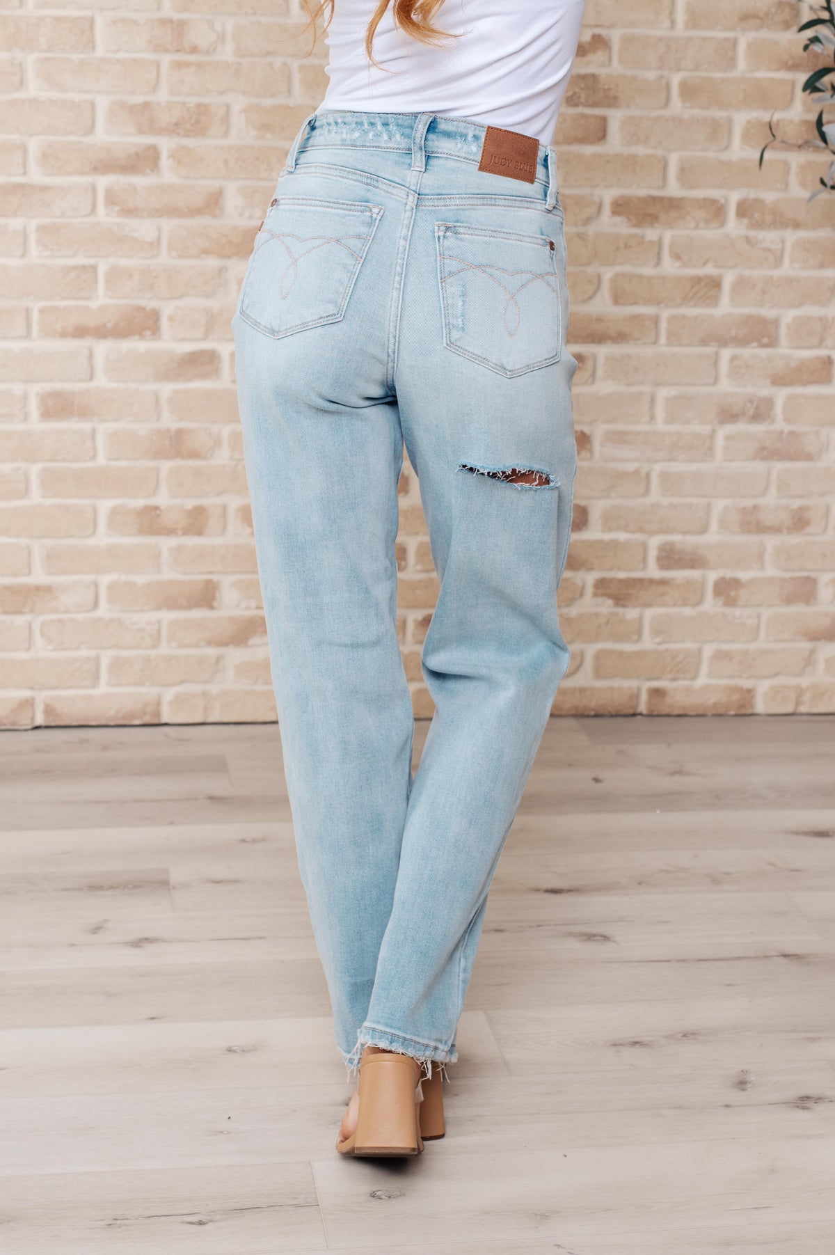 Judy Blue Parker High Rise 90&#39;s Straight Jeans