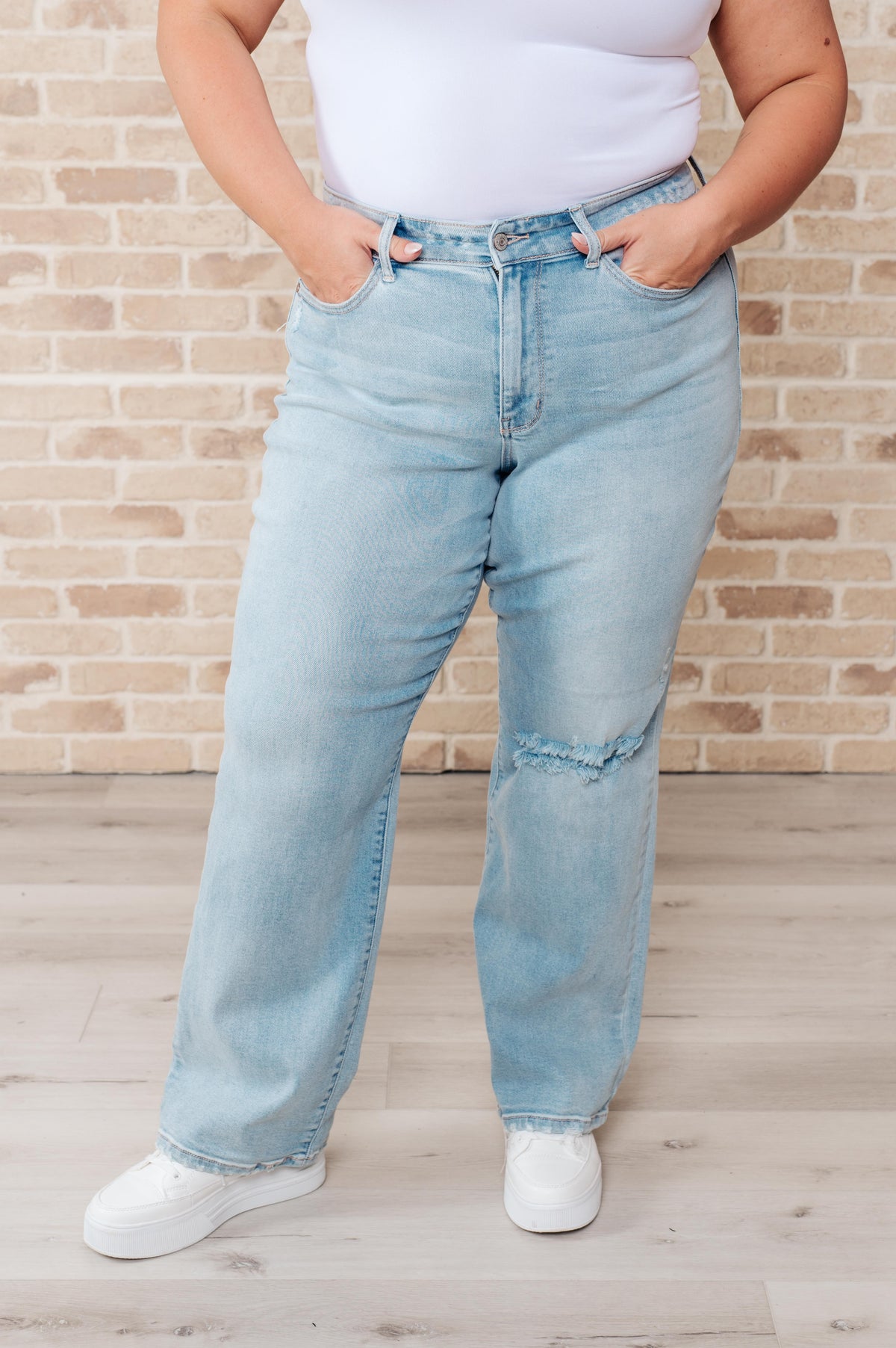 Judy Blue Parker High Rise 90&#39;s Straight Jeans