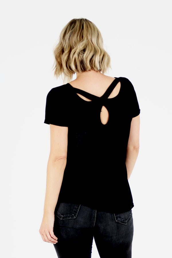 Knit black t-shirt with open loop back